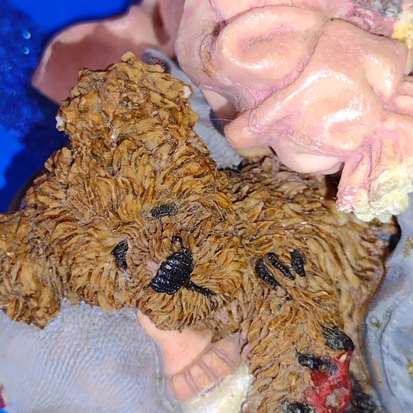 "Temptation's Child" from Boyd's Bears - Picture 2 of 7